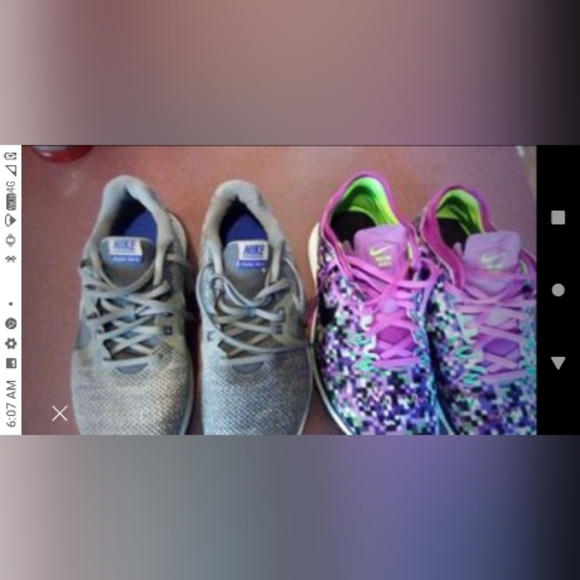 4 pair Women's NIKE SNEAKERS (all size 9) - Picture 4 of 4